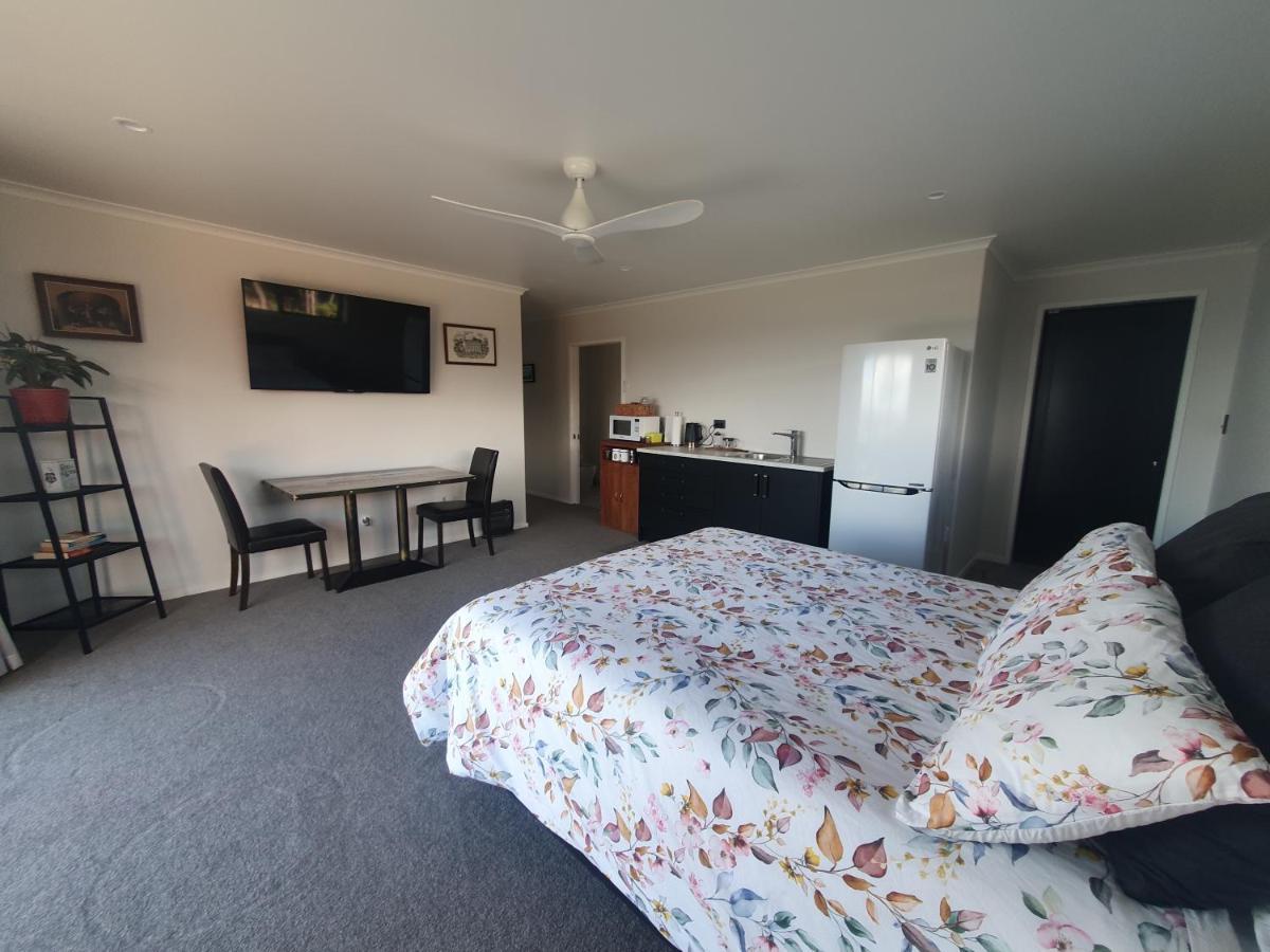 Makuri Bay Hideaway Apartment Purerua ภายนอก รูปภาพ